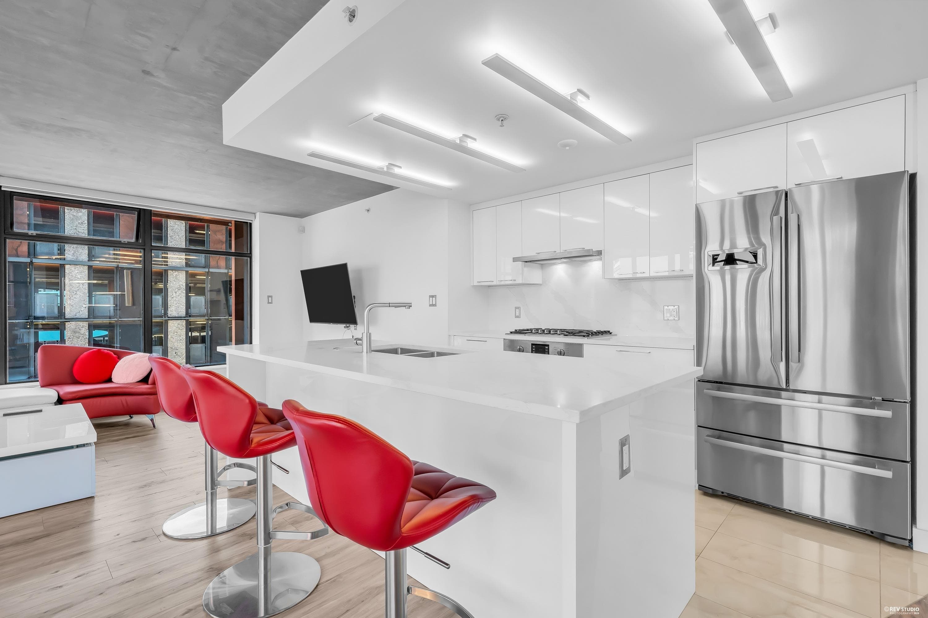 610 - 128 W Cordova Street, Vancouver, V6B 0E6 — photo 2