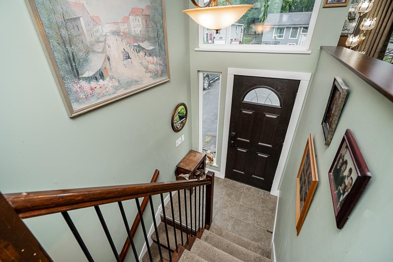 8015 Caribou Street, Mission, V2V 5R1 — photo 5