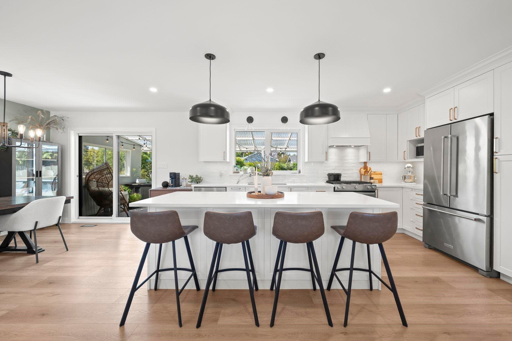 5301 10a Avenue, Delta, V4M 1Y5 — photo 1