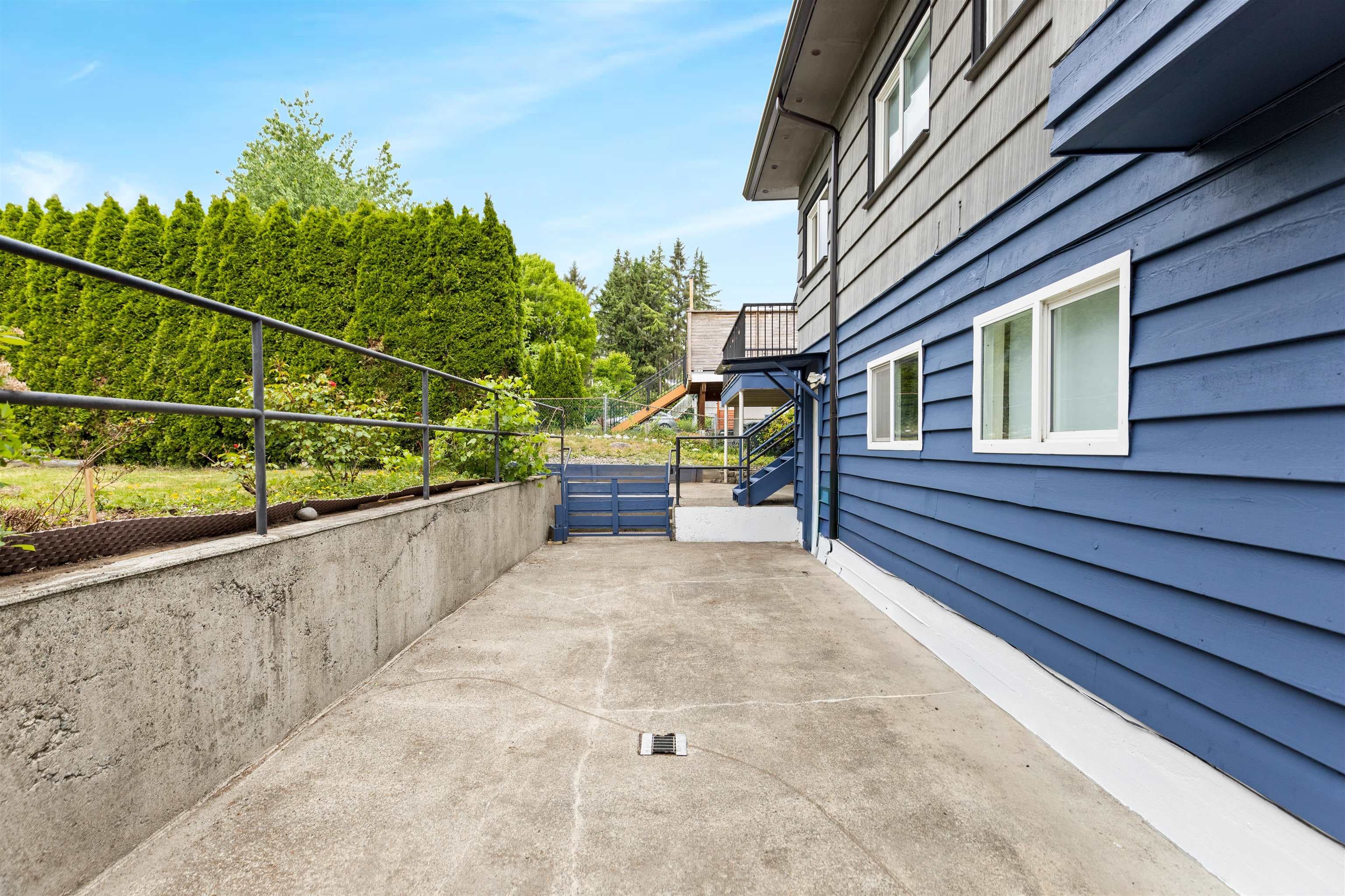 3755 Coast Meridian Road, Port Coquitlam, V3B 3P2 — photo 5