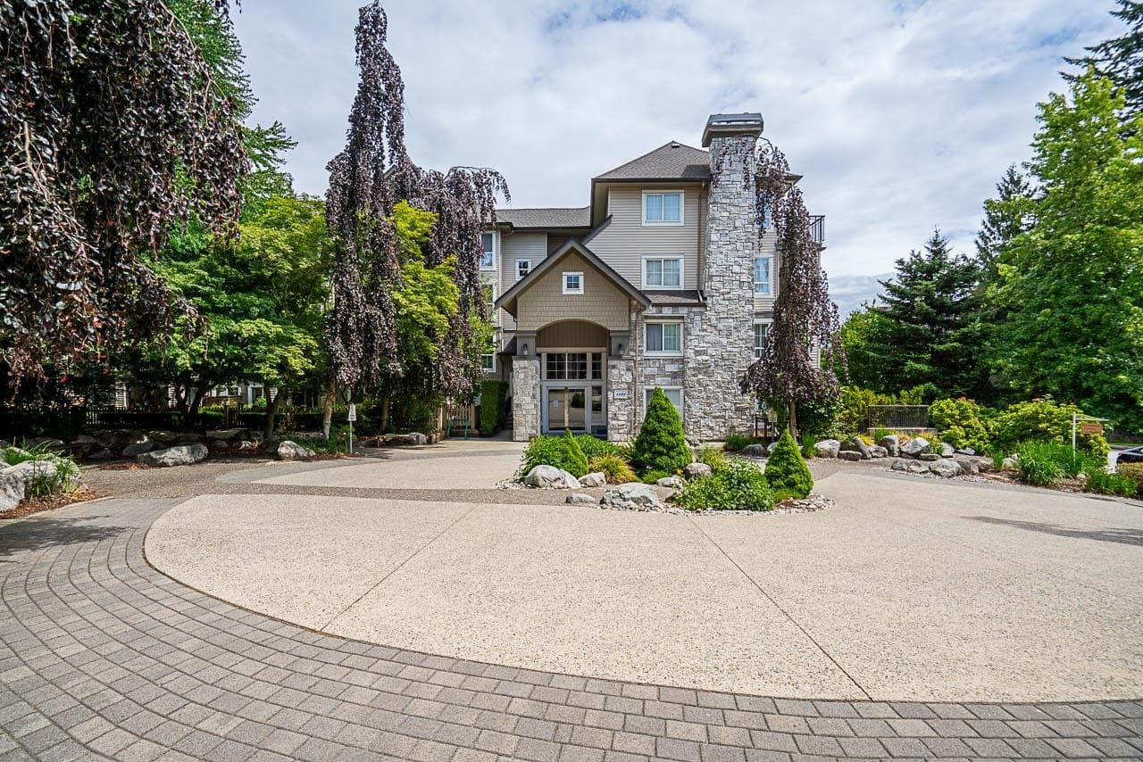 112 - 1150 E 29th Street, North Vancouver, V7K 3E2 — photo 2