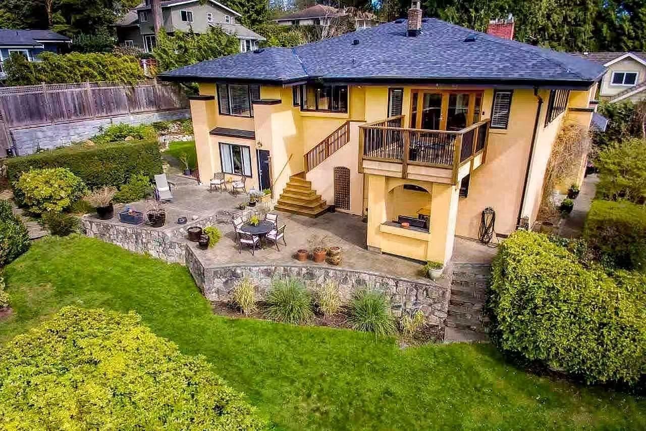 Main Floor - 310 St. James Road, North Vancouver