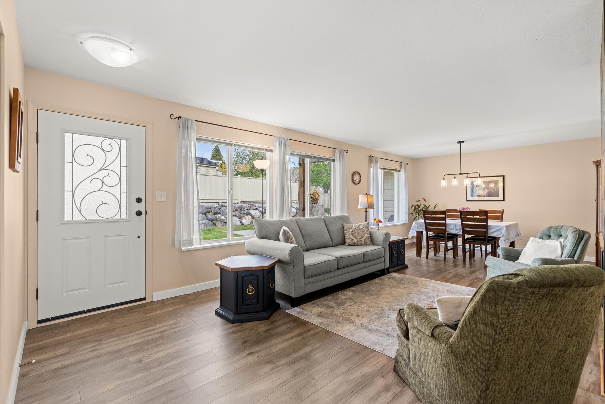 6365 Homestead Avenue, Sechelt, V7Z 0M7 — photo 5