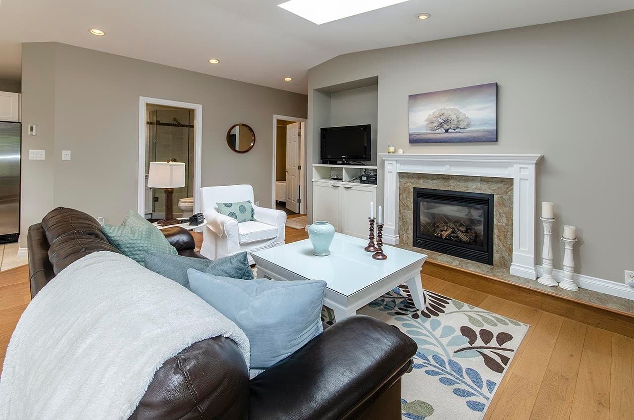 2233 Alden Lane, North Vancouver, V7P 2J7 — photo 2