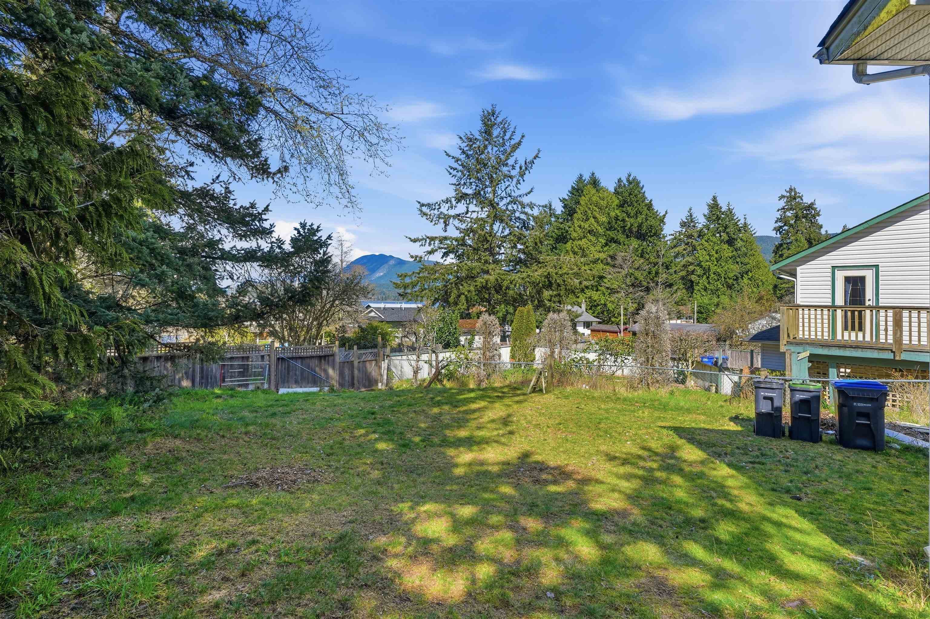 5689 Porpoise Bay Road, Sechelt, V0N 1V0 — photo 5