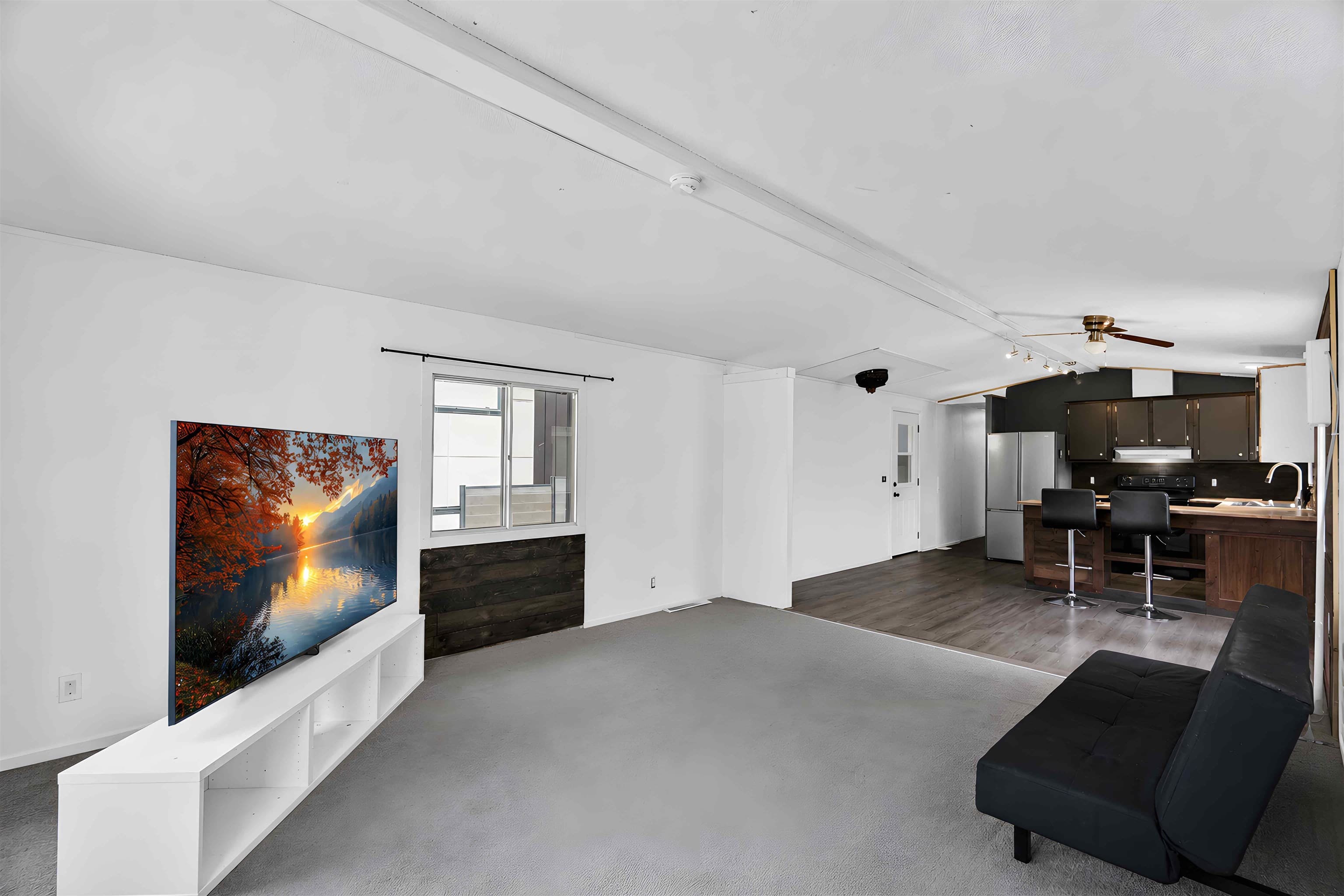 819 Britannia Way, Squamish, V8B 1J2 — photo 1