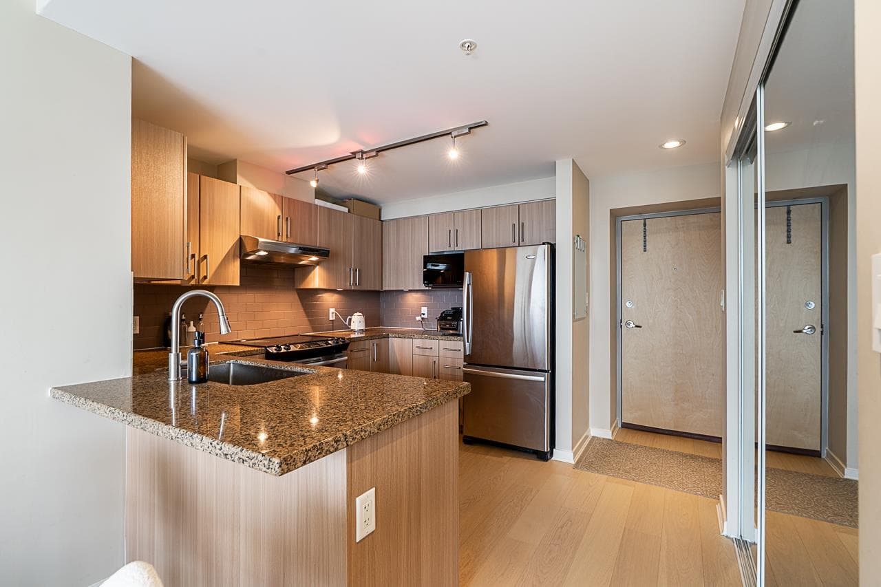 1410 - 14 Begbie Street, New Westminster, V3M 0C4 — photo 5