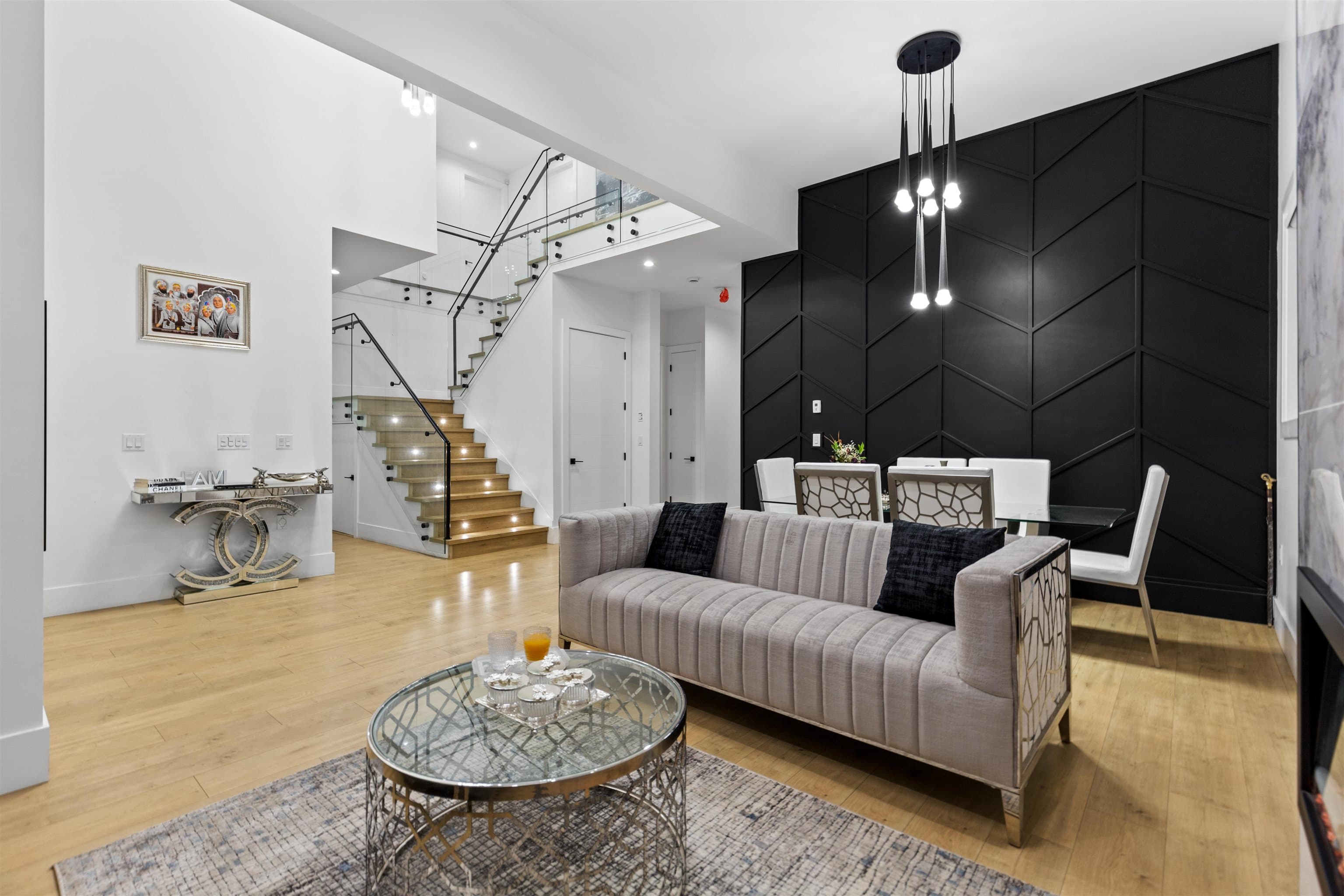 10686 141a Street, Surrey, V3T 4R7 — photo 4