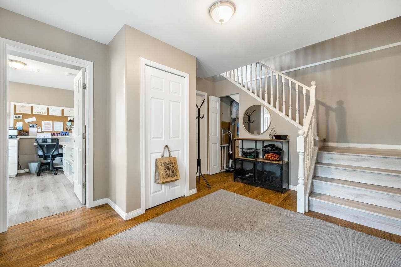 35026 Exbury Avenue, Abbotsford, V2S 6X6 — photo 3