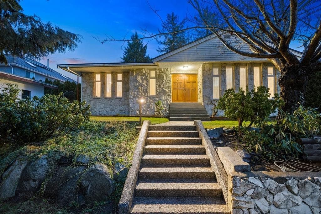376 N Ranelagh Avenue, Burnaby, V5B 1H8 — photo 2