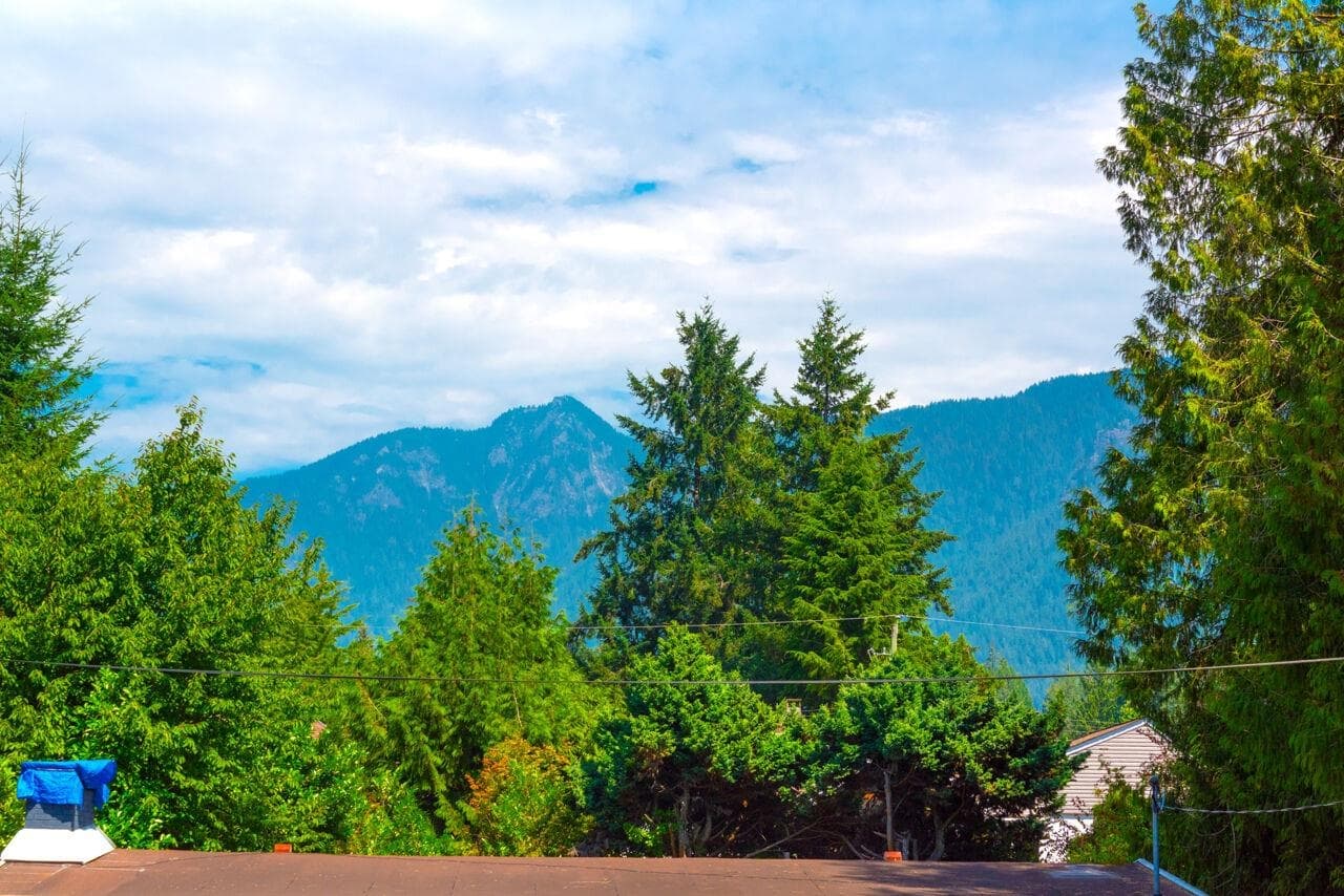 217 - 3220 Connaught Crescent, North Vancouver, V7R 0A5 — photo 5