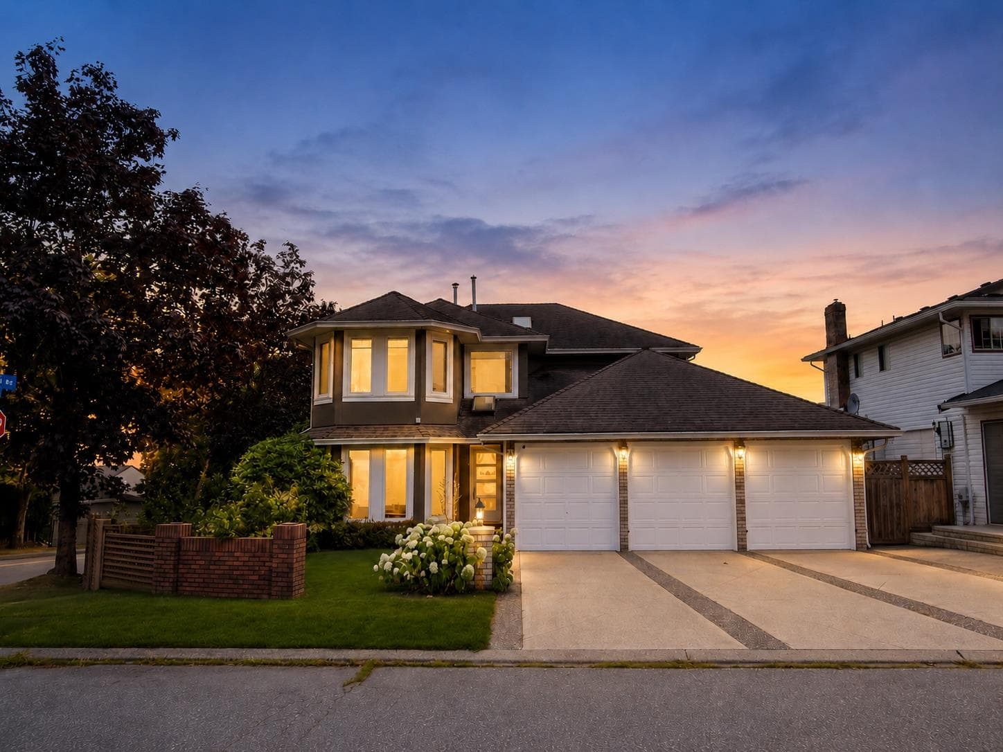 3017 Glendale Place, Abbotsford, V2S 7H1 — photo 1
