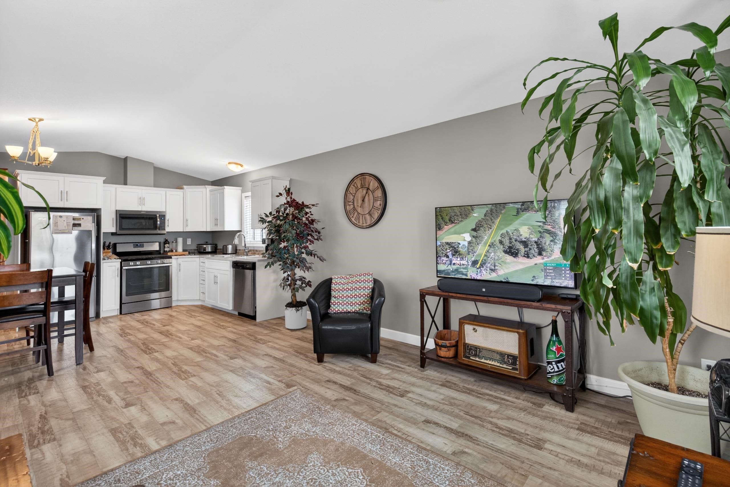 17 - 24330 Fraser Highway, Langley, V2Z 1N2 — photo 1