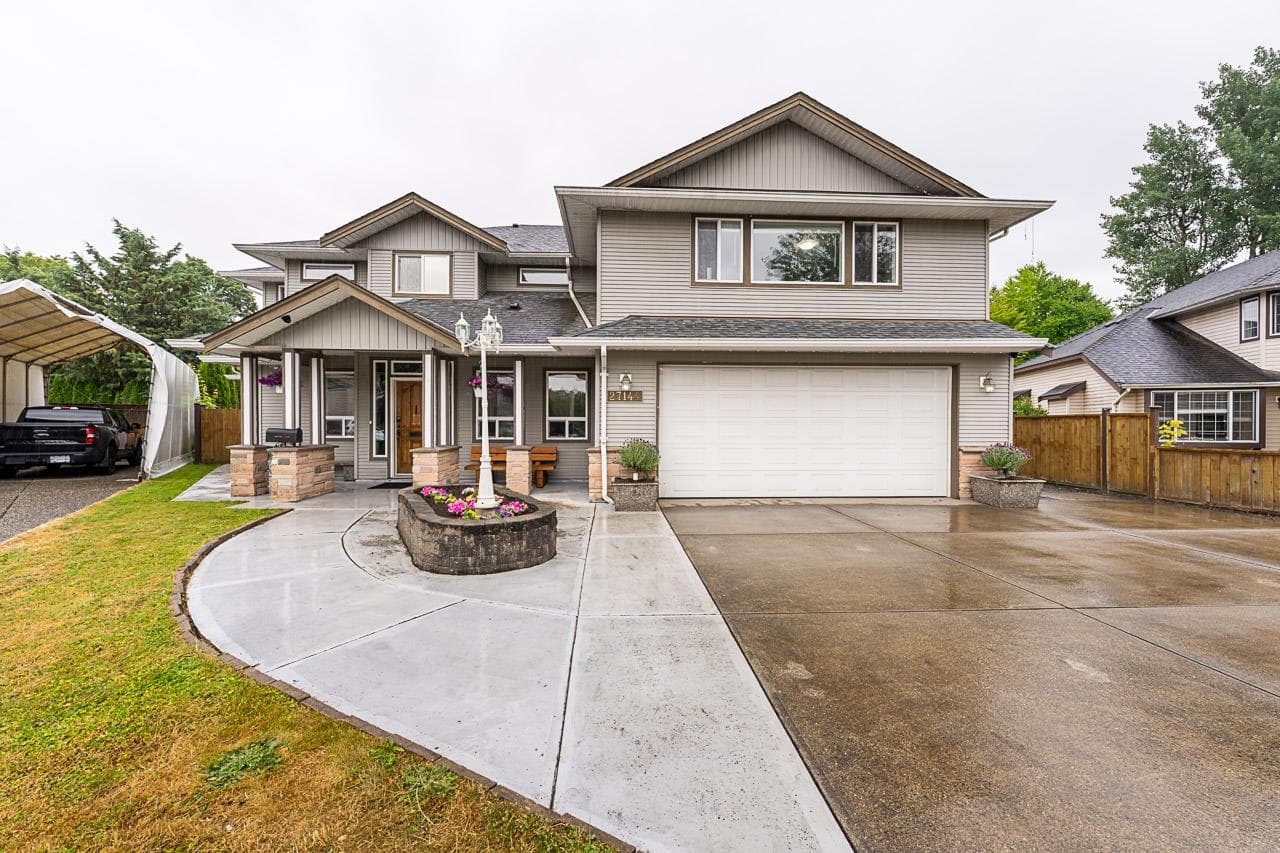 27144 25a Avenue, Langley, V4W 3N4 — photo 2