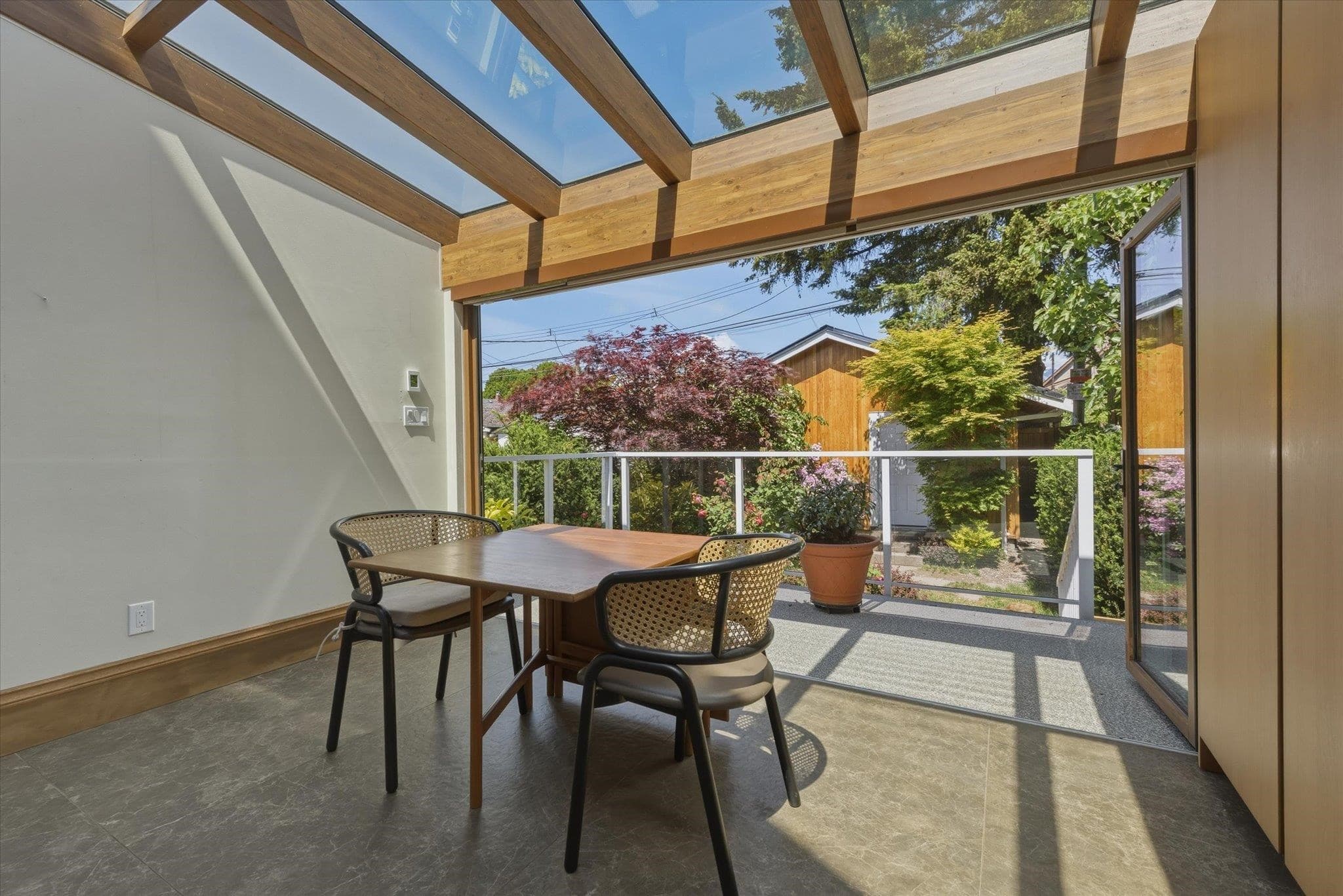 647 Prior Street, Vancouver, V6A 2G7 — photo 5