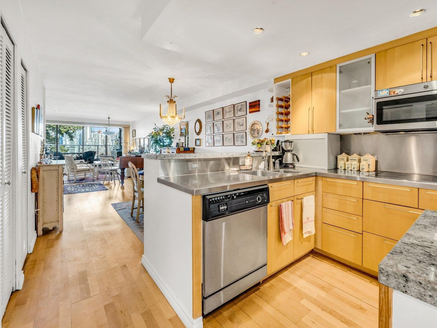 201 - 1024 W 7th Avenue, Vancouver, V6H 1B3 — photo 5