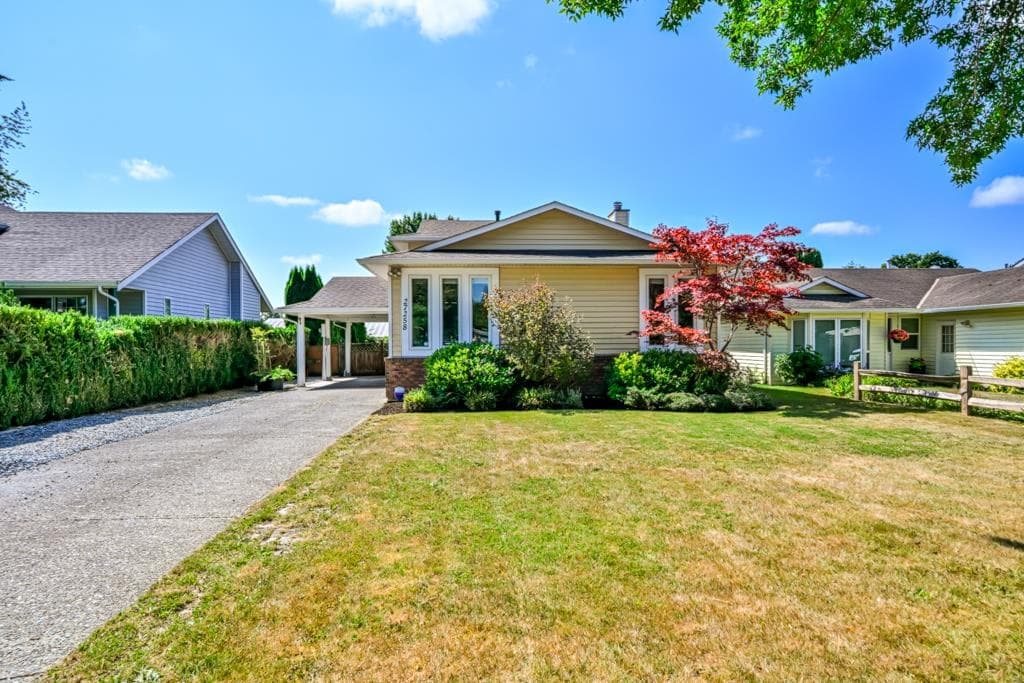 27258 26b Avenue, Langley, V4W 3K2 — photo 2
