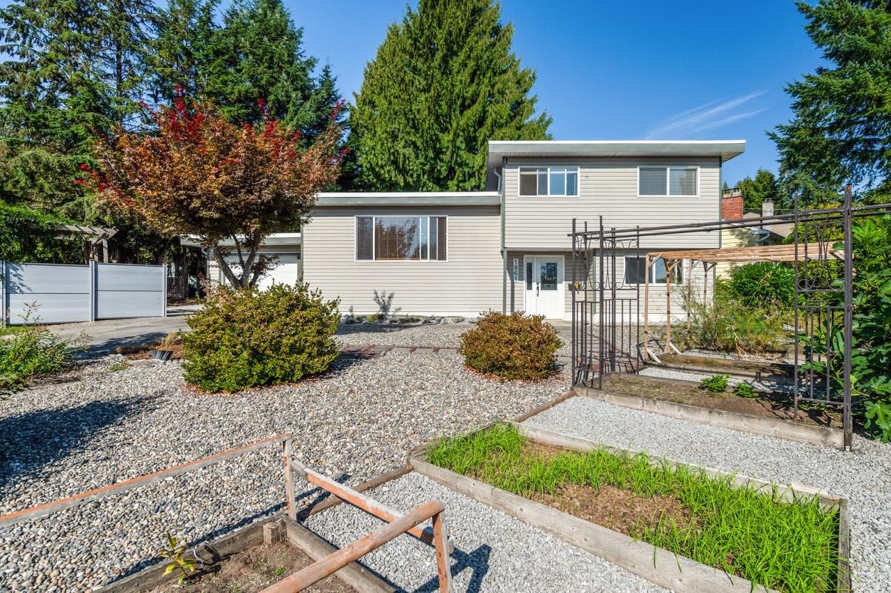 1861 Galer Way, Port Coquitlam, V3B 2R5 — photo 2