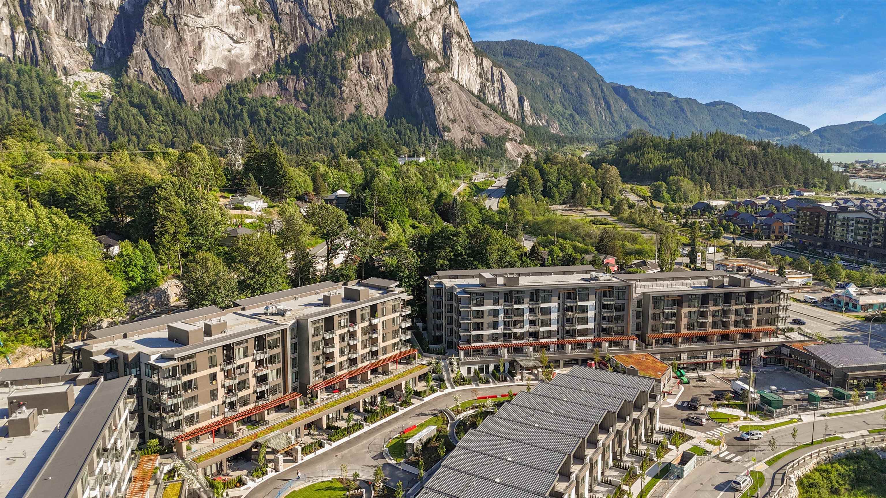 306 - 1500 Scott Crescent, Squamish, V8B 1G5 — photo 2