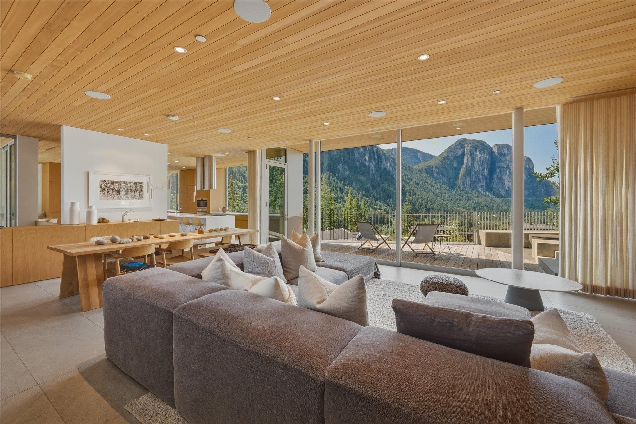 38574 High Creek Drive, Squamish, V8B 0T6 — photo 2