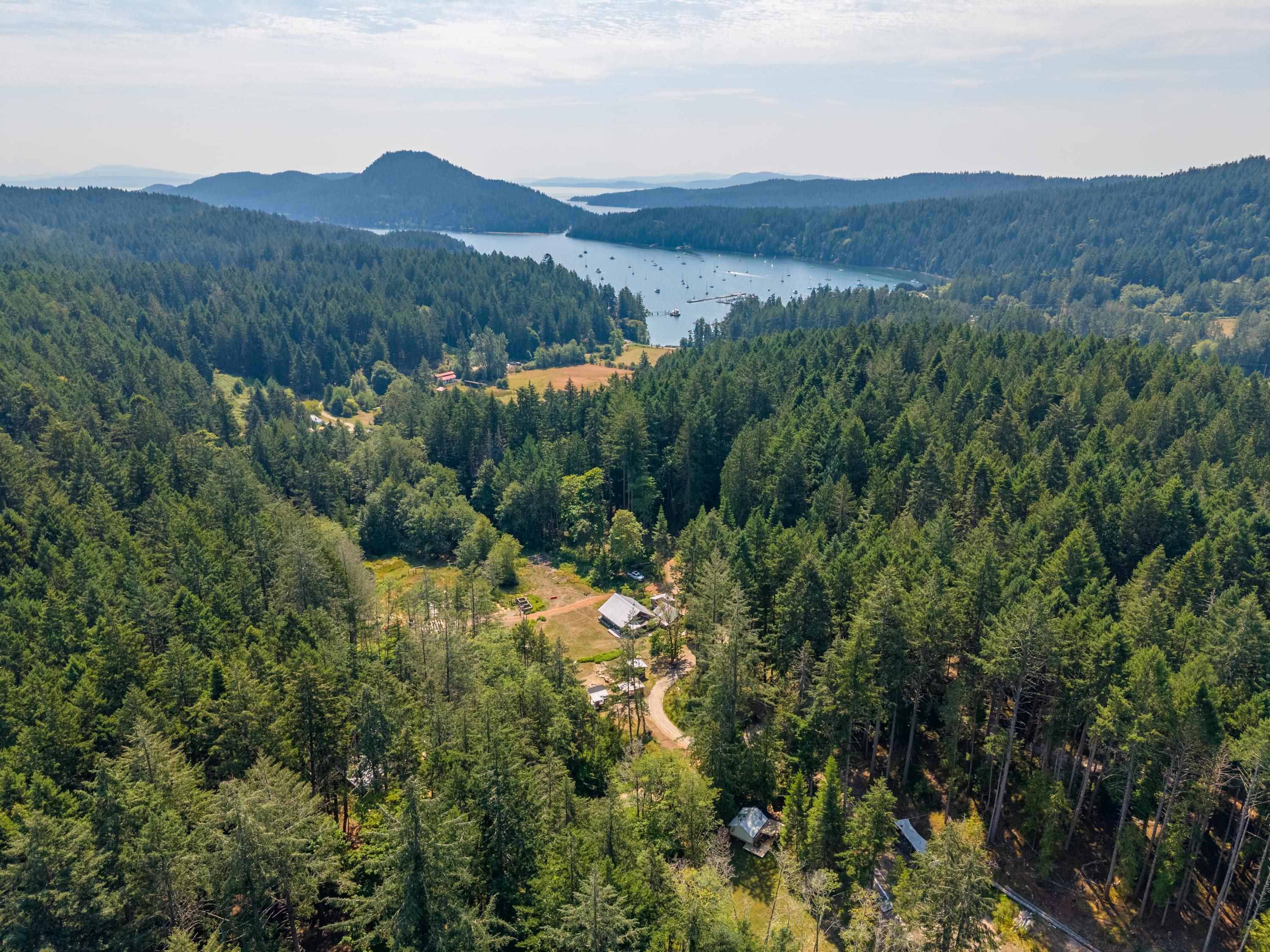 4501 Short Road, No City Value, V0N 2M1 — photo 1