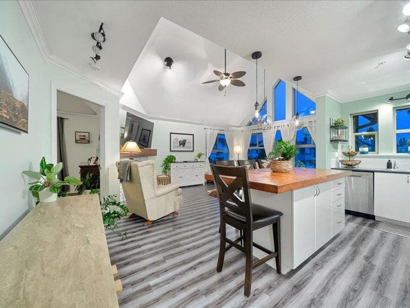 408 - 20237 54 Avenue, Langley, V3A 3W2 — photo 1