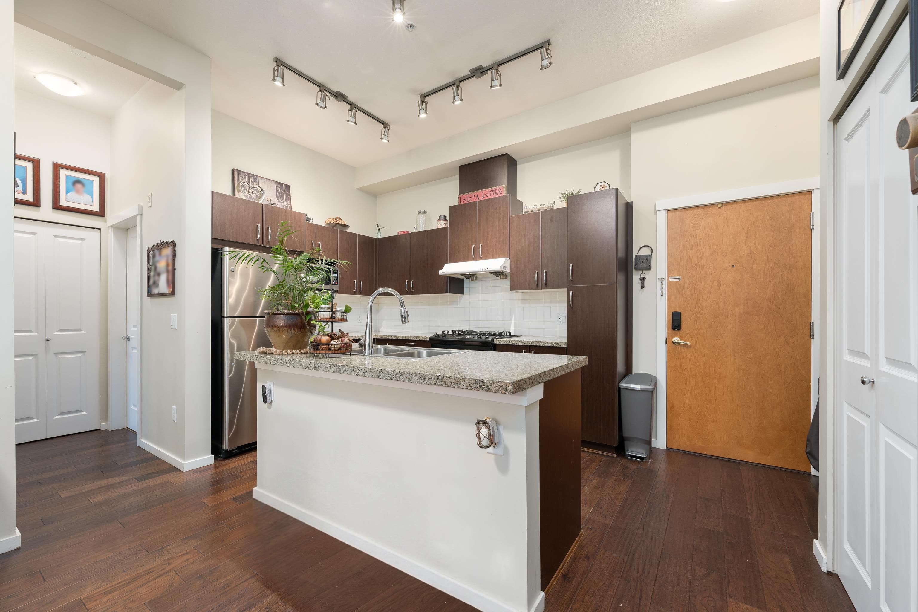 104 - 1330 Genest Way, Coquitlam, V3E 0A4 — photo 4