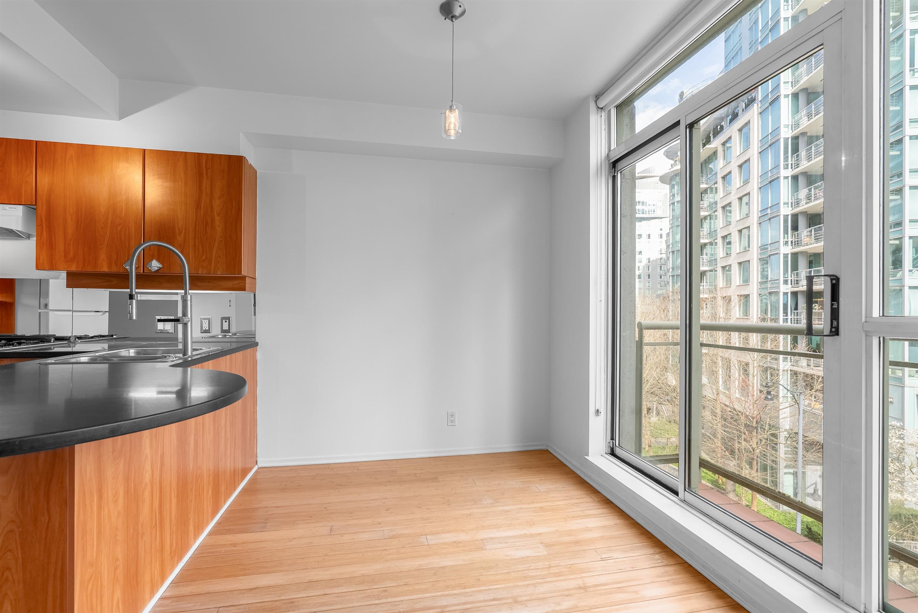 507 - 1478 W Hastings Street, Vancouver, V6G 3J6 — photo 4
