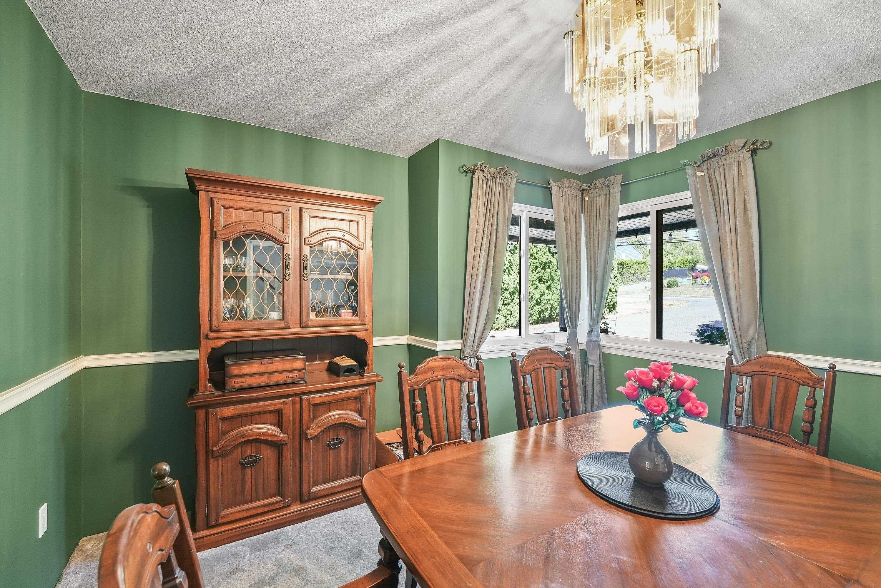 6083 181a Street, Surrey, V3S 4M1 — photo 5