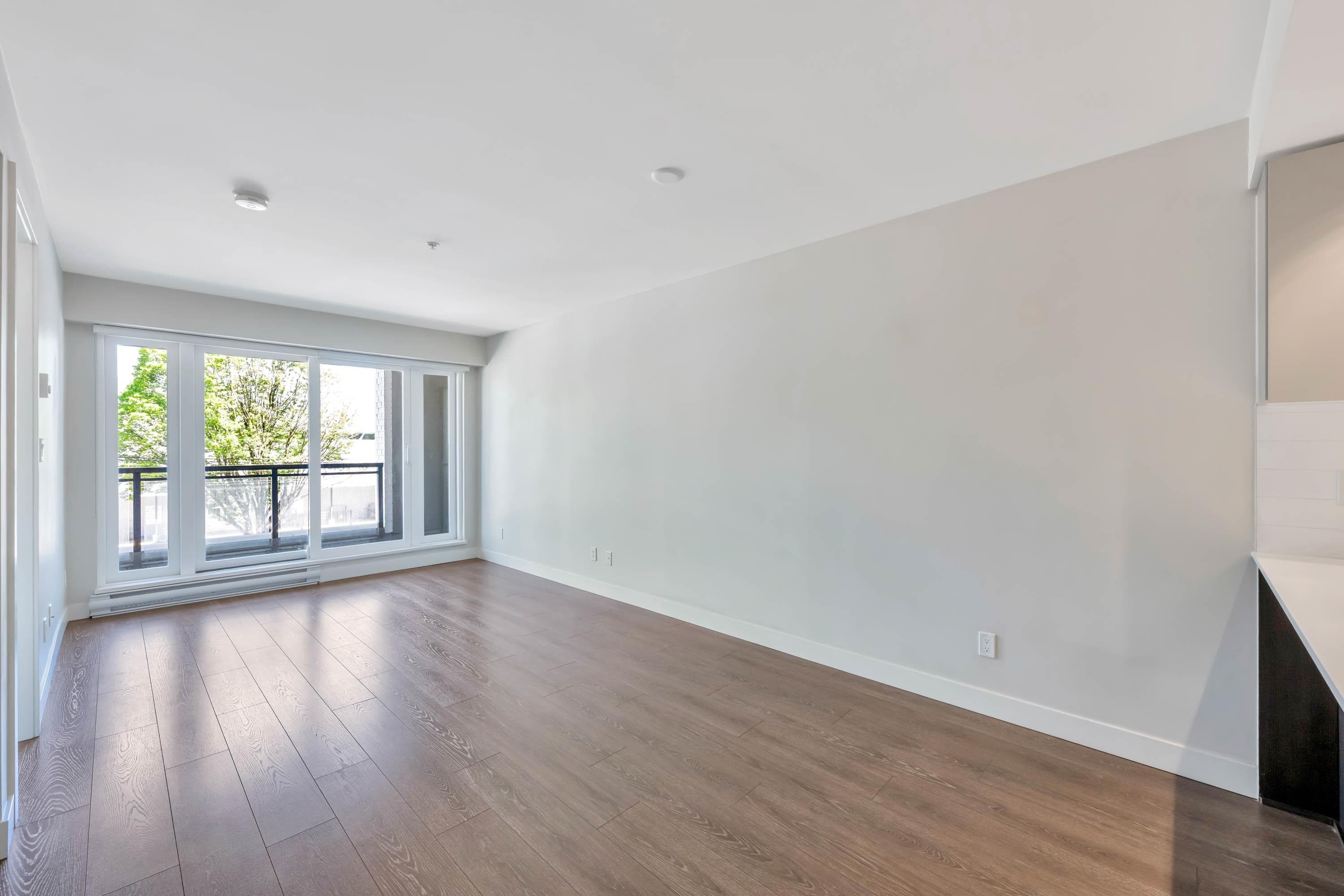 218 - 1588 E Hastings Street, Valemount, V5L 1S5 — photo 4