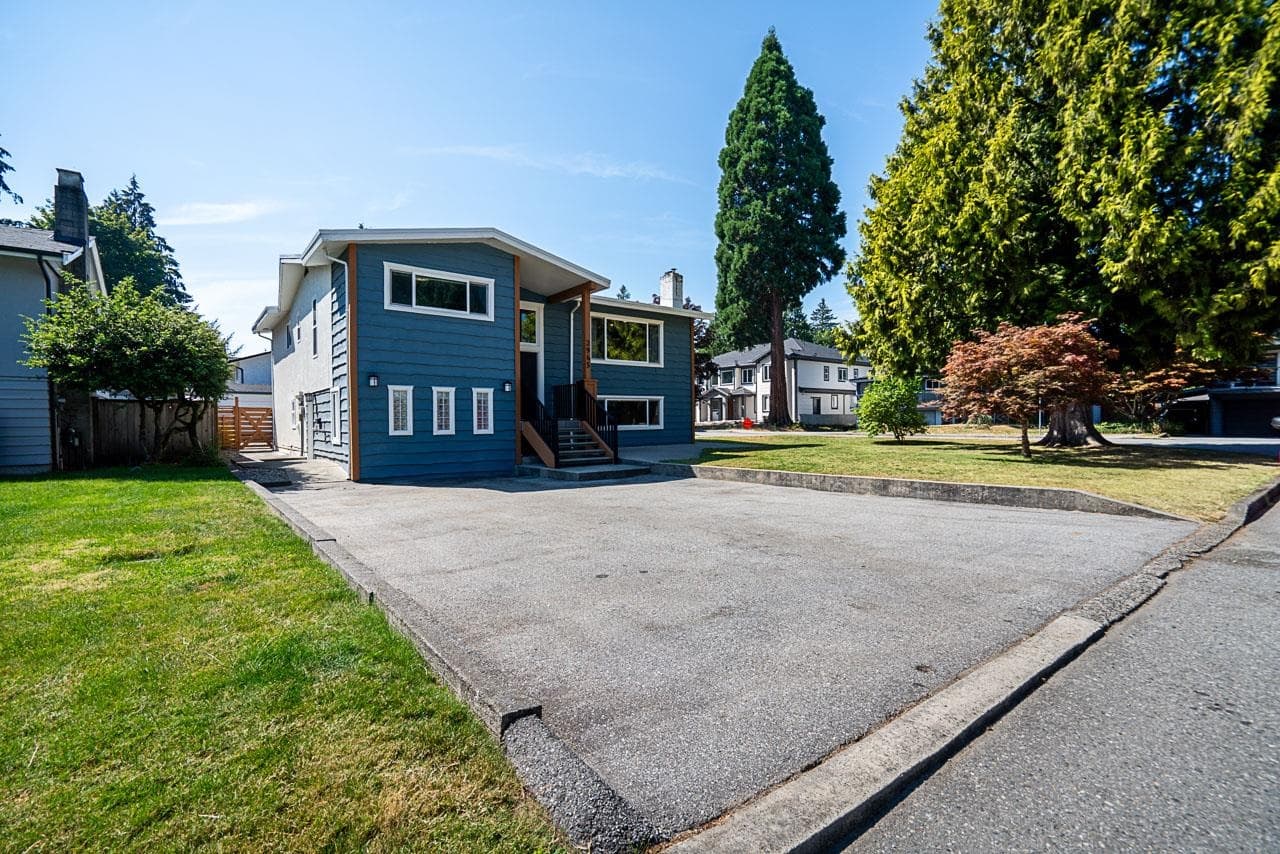 2965 Cumberland Street, Port Coquitlam, V3B 3V3 — photo 3