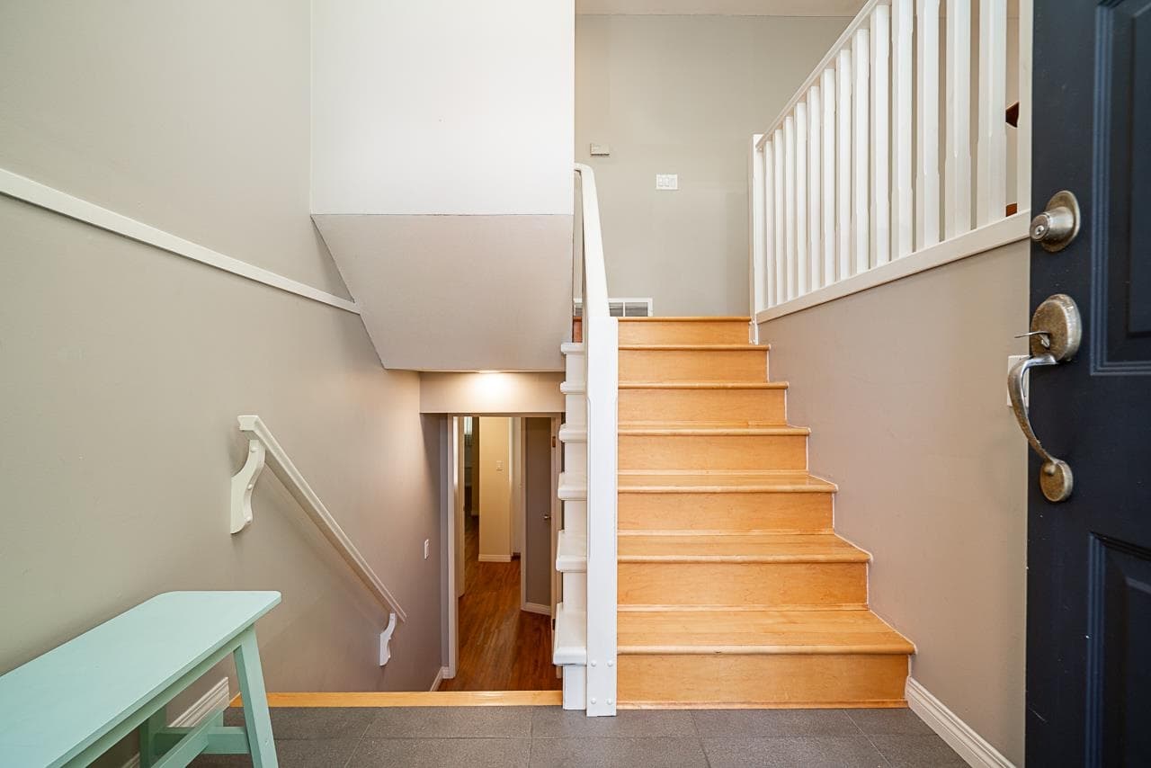 2965 Cumberland Street, Port Coquitlam, V3B 3V3 — photo 4