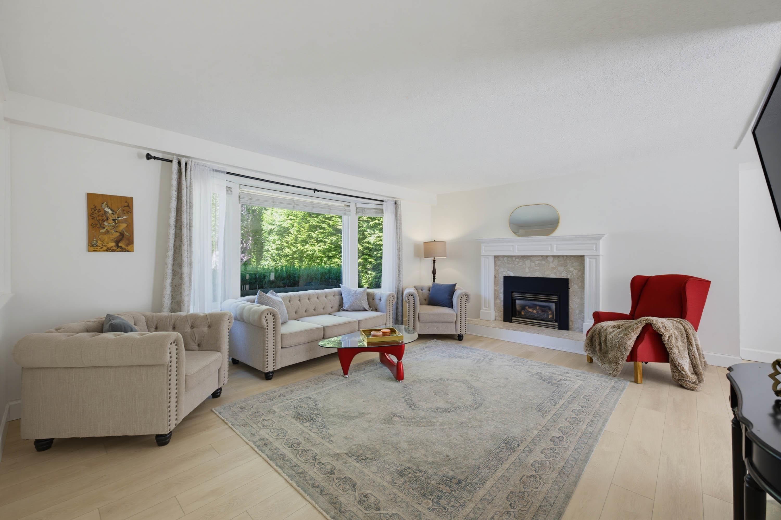 856 55a Street, Delta, V4M 3M4 — photo 2