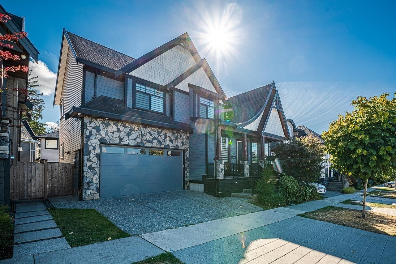 18070 67 Avenue, Surrey, V3S 8C3 — photo 2
