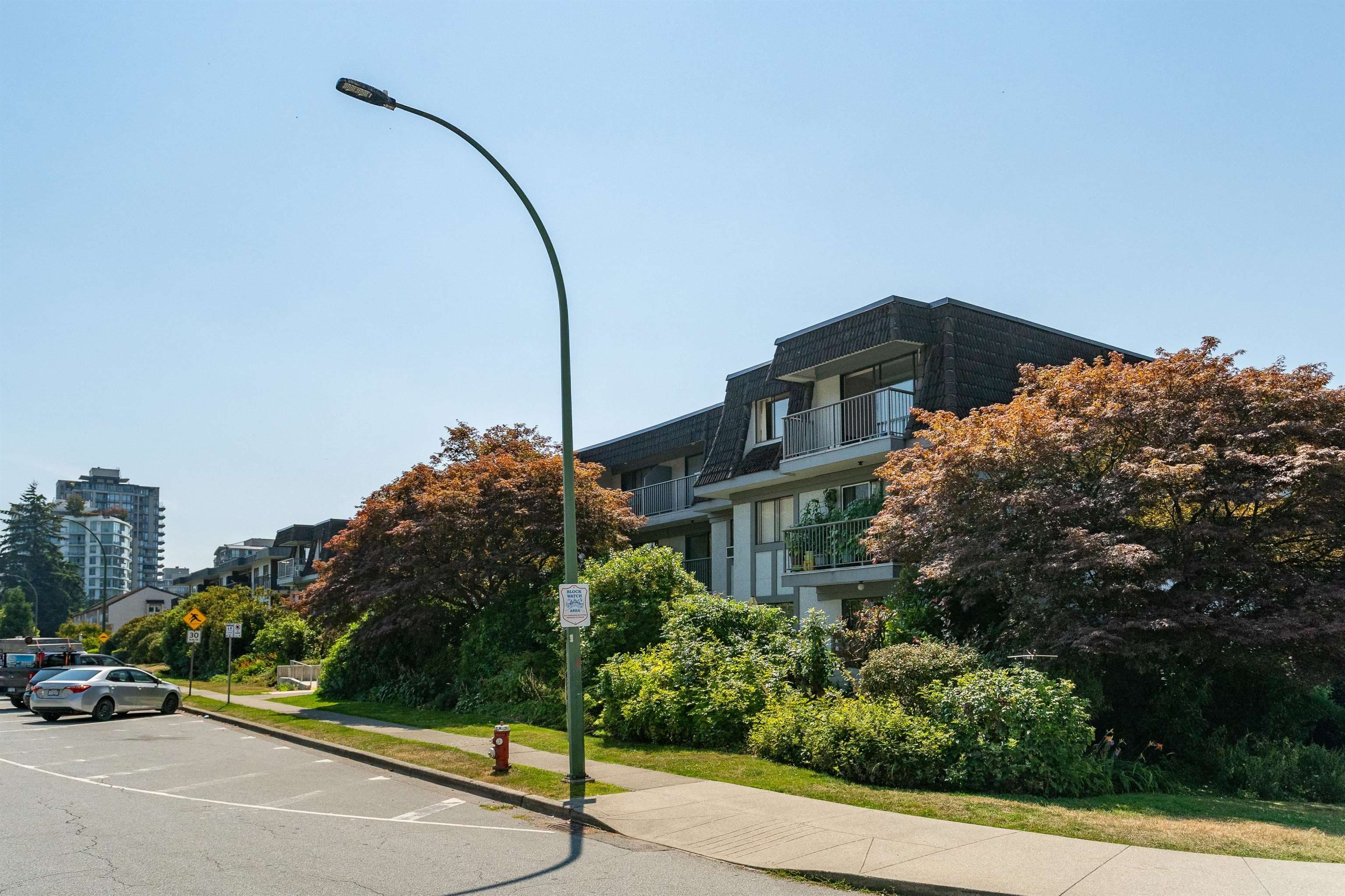 209 - 275 W 2nd Street, North Vancouver