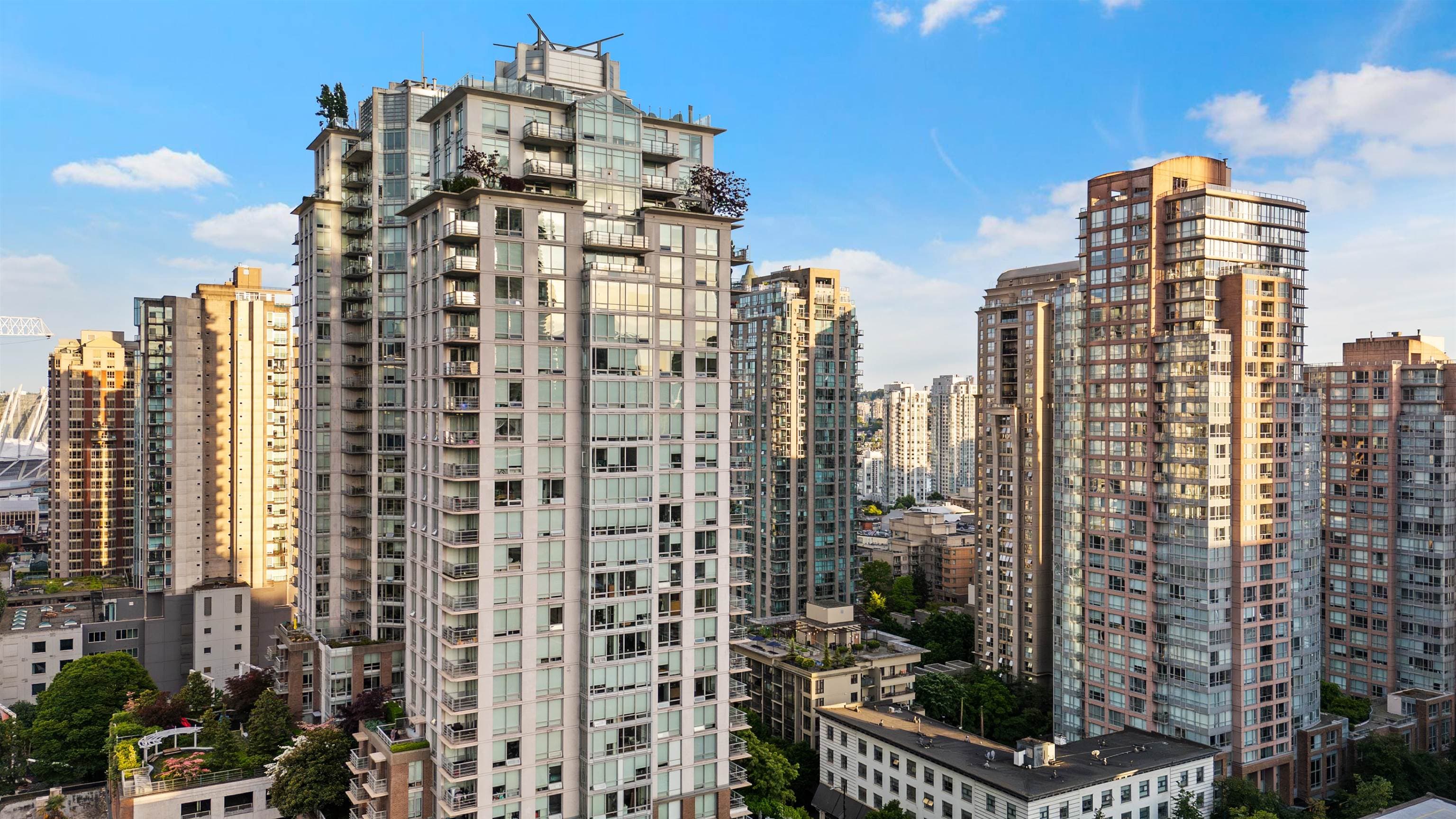 2504 - 565 Smithe Street, Vancouver