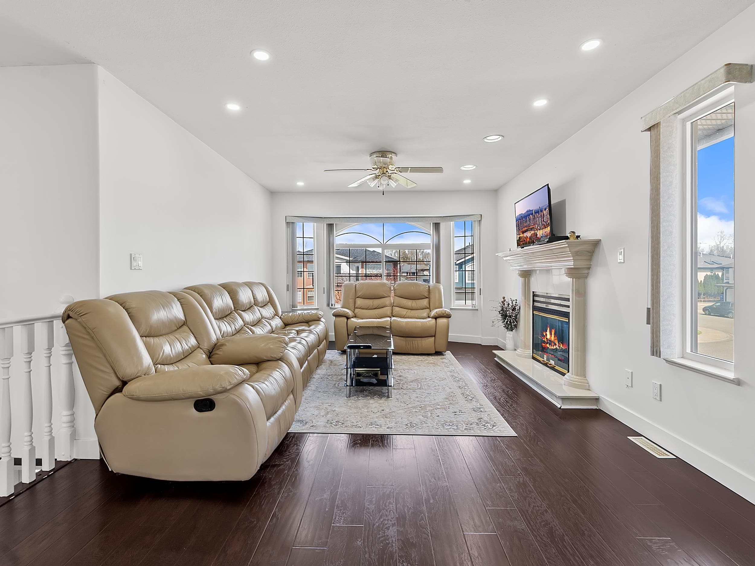 3542 Galiano Drive, Abbotsford, V2T 5R6 — photo 4