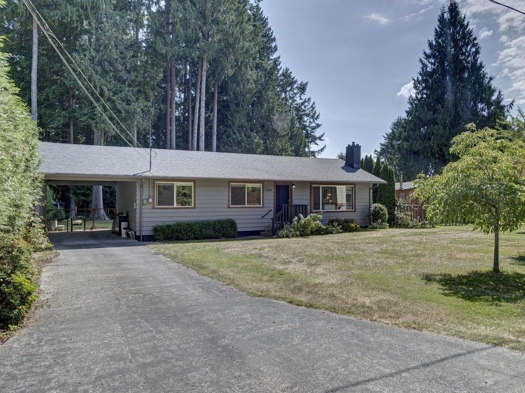 3367 Richards Road, Roberts Creek, V0N 2W2 — photo 1