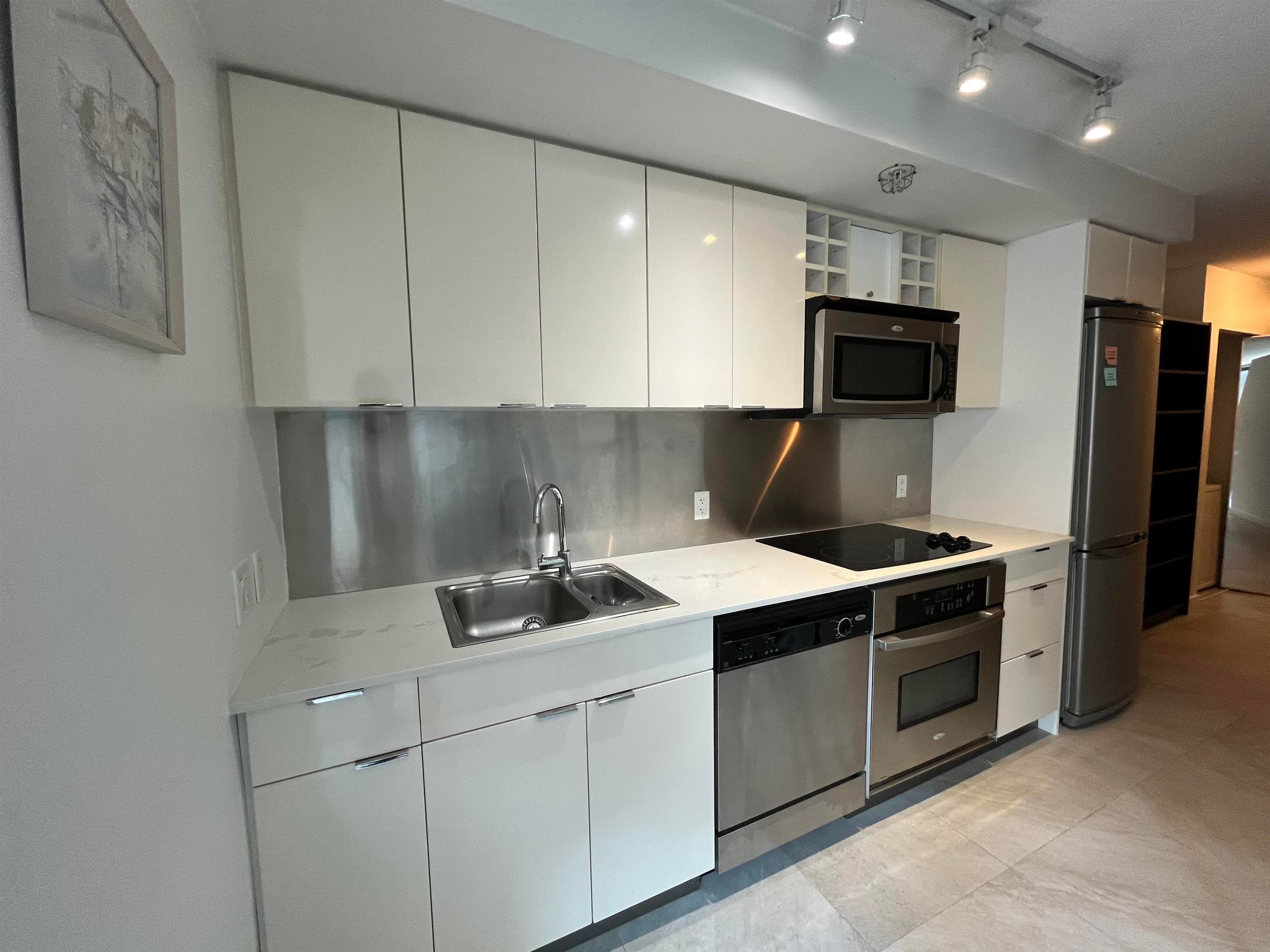 501 - 233 Robson Street, Vancouver, V6B 0E8 — photo 3