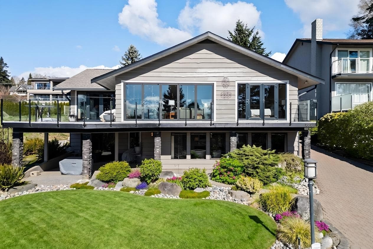 13387 13a Avenue, Surrey, V4A 5Y3 — photo 1