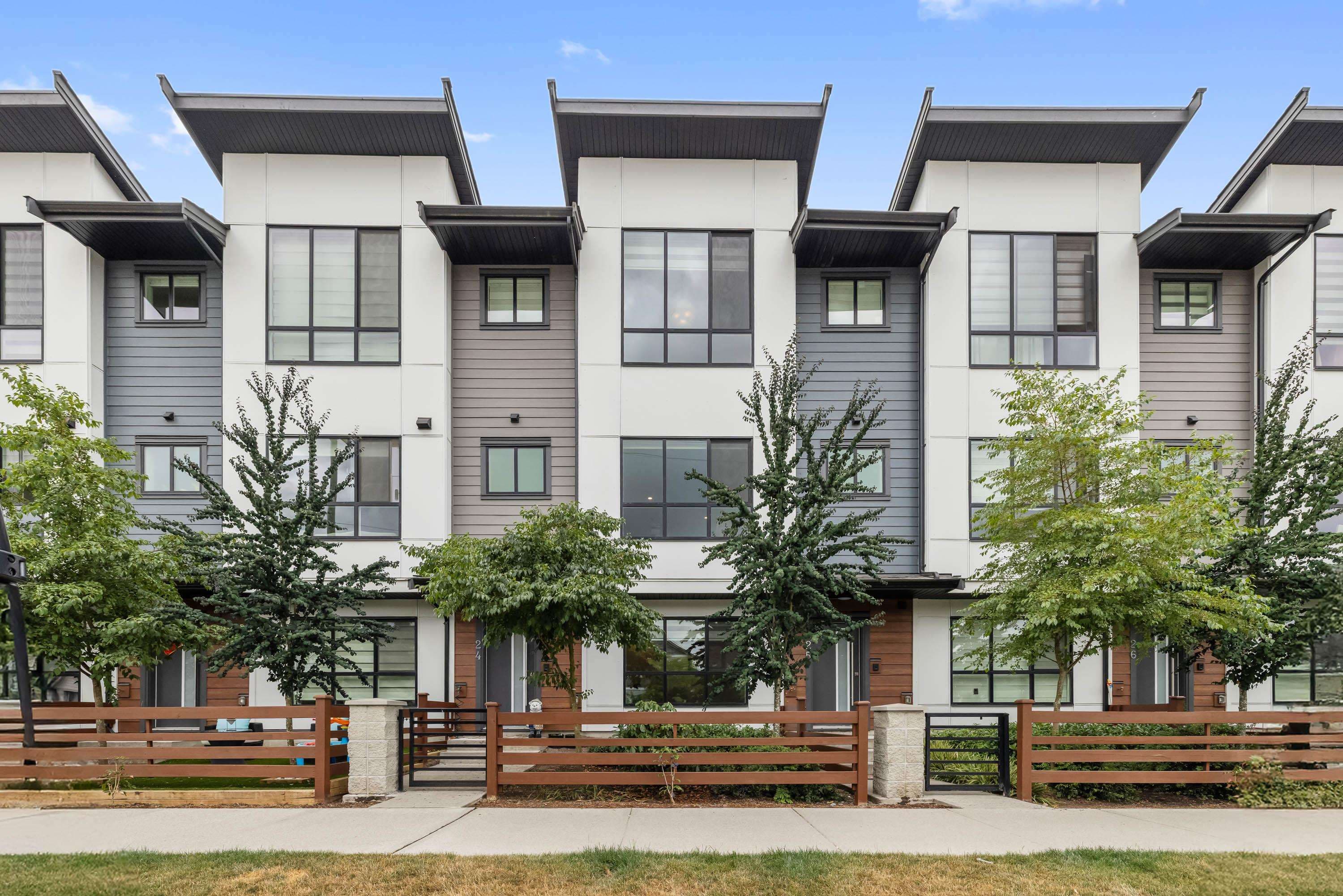 24 - 7177 194a Street, Surrey, V4N 1N3 — photo 1