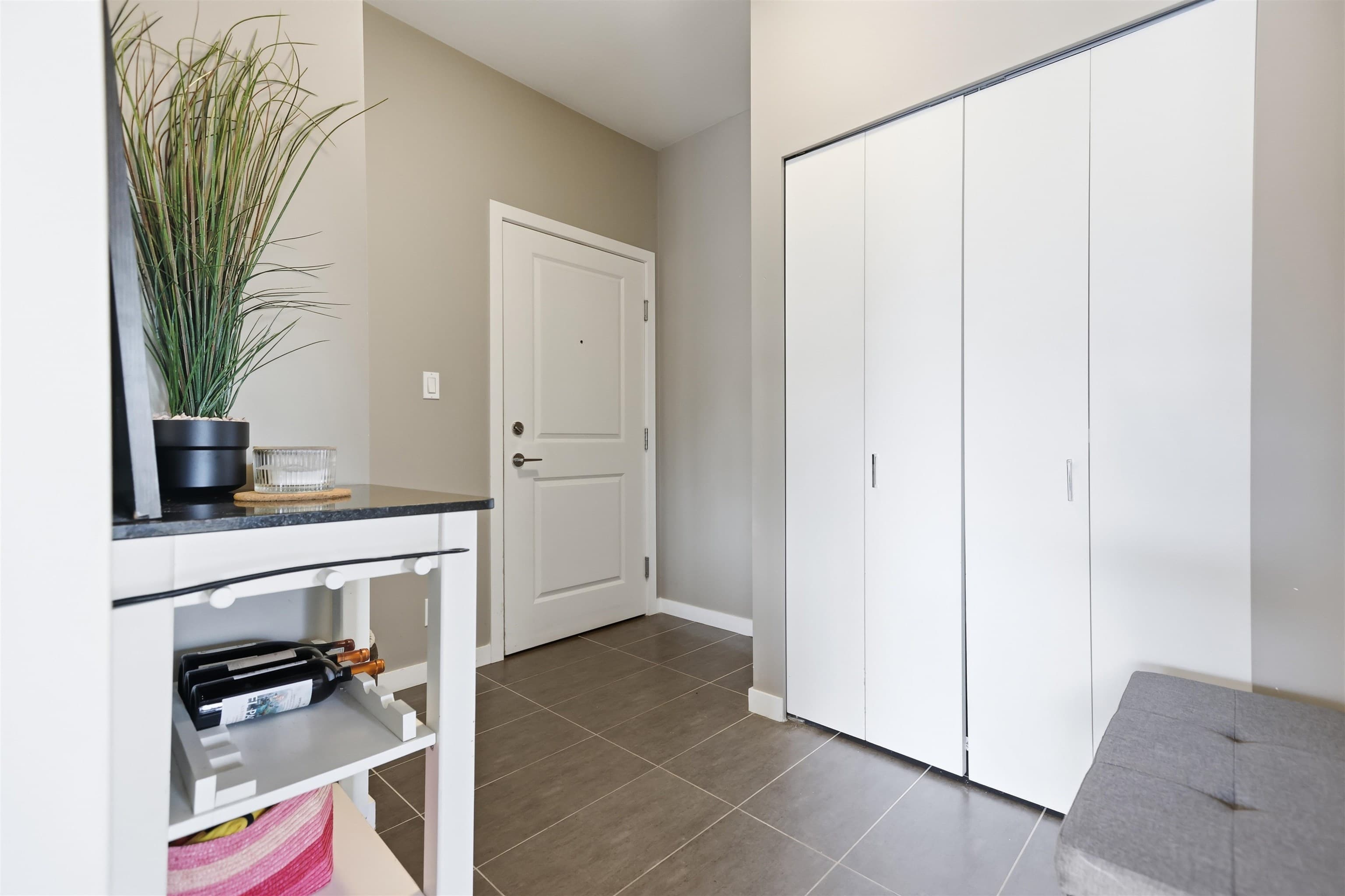206 - 288 Hampton Street, New Westminster, V3M 5L9 — photo 3