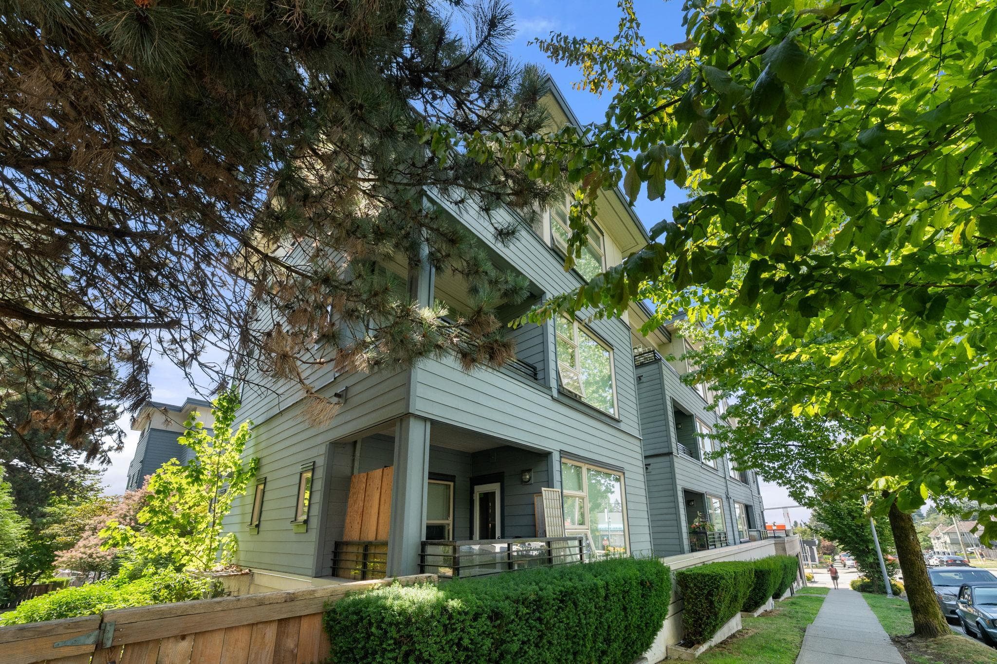 302 - 709 12th Street, New Westminster, V3M 4J7 — photo 2