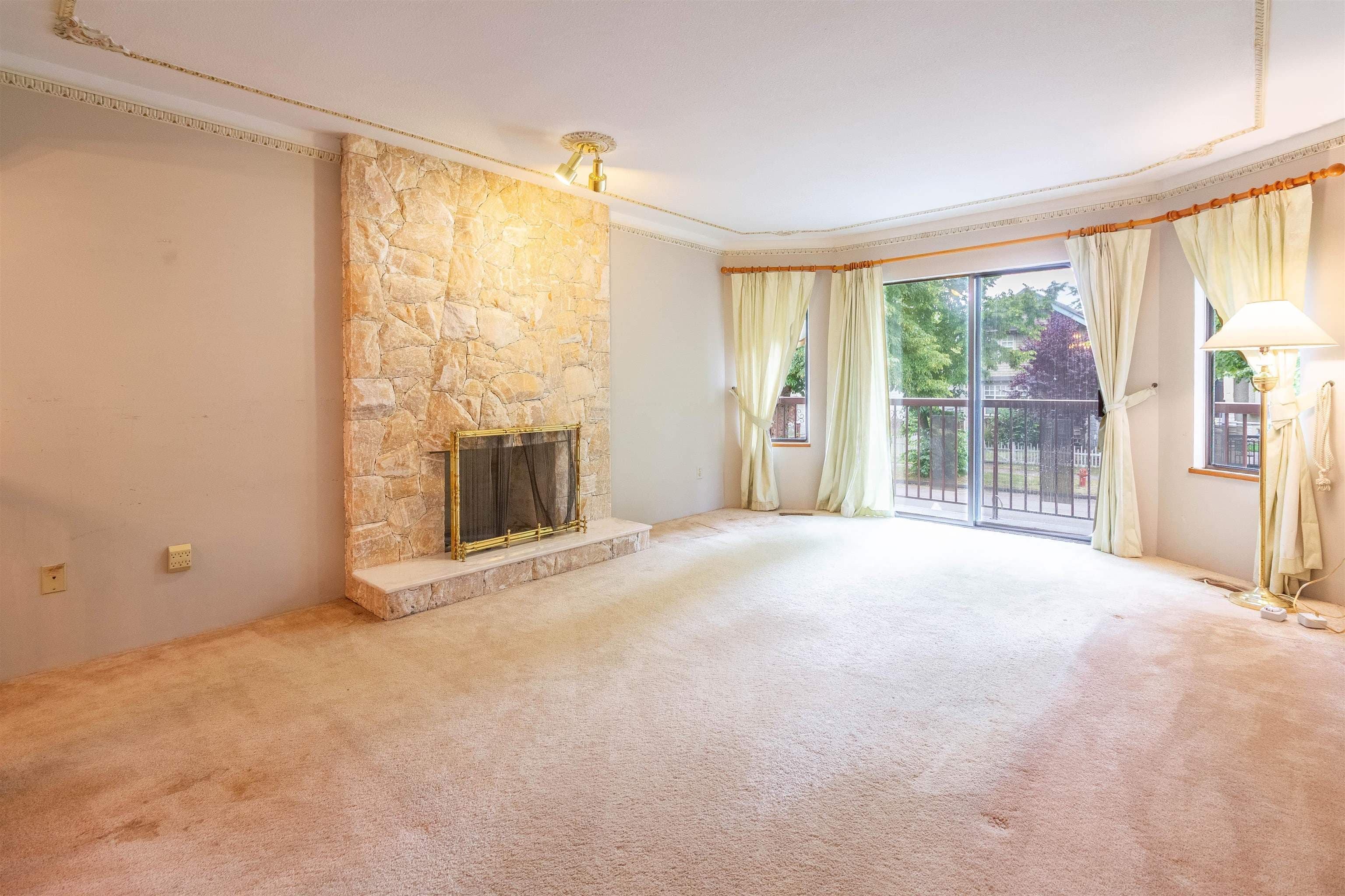 4467 Perry Street, Vancouver, V5N 3X6 — photo 3