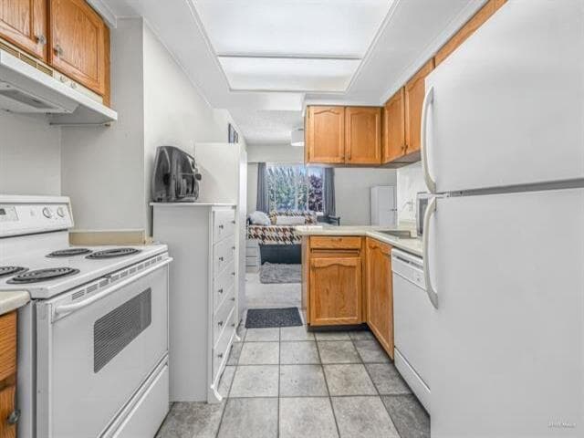 304 - 13530 Hilton Road, Surrey, V3R 5J4 — photo 3