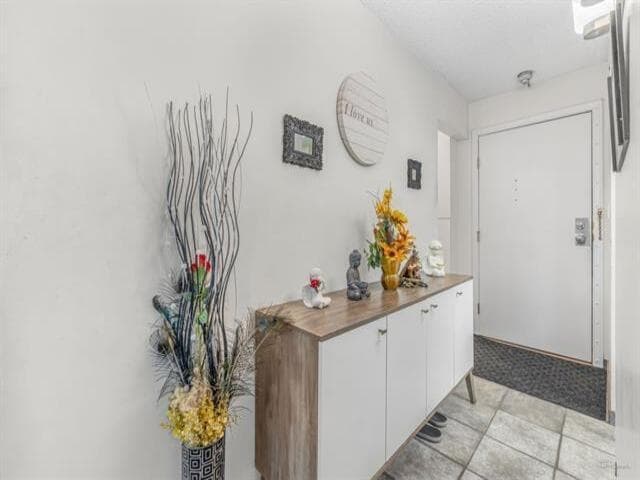 304 - 13530 Hilton Road, Surrey, V3R 5J4 — photo 5