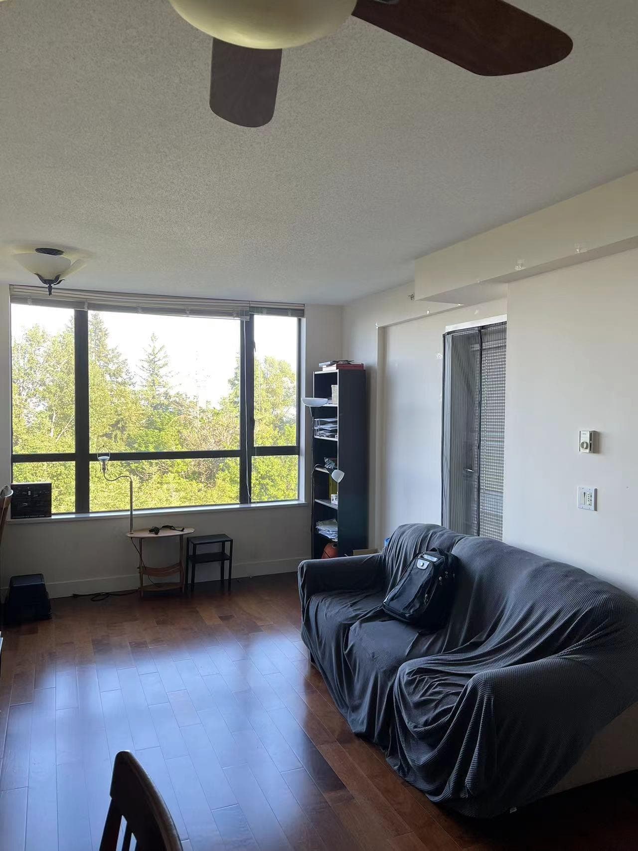 50X - 9330 University Crescent, Burnaby, V5A 4X9 — photo 3