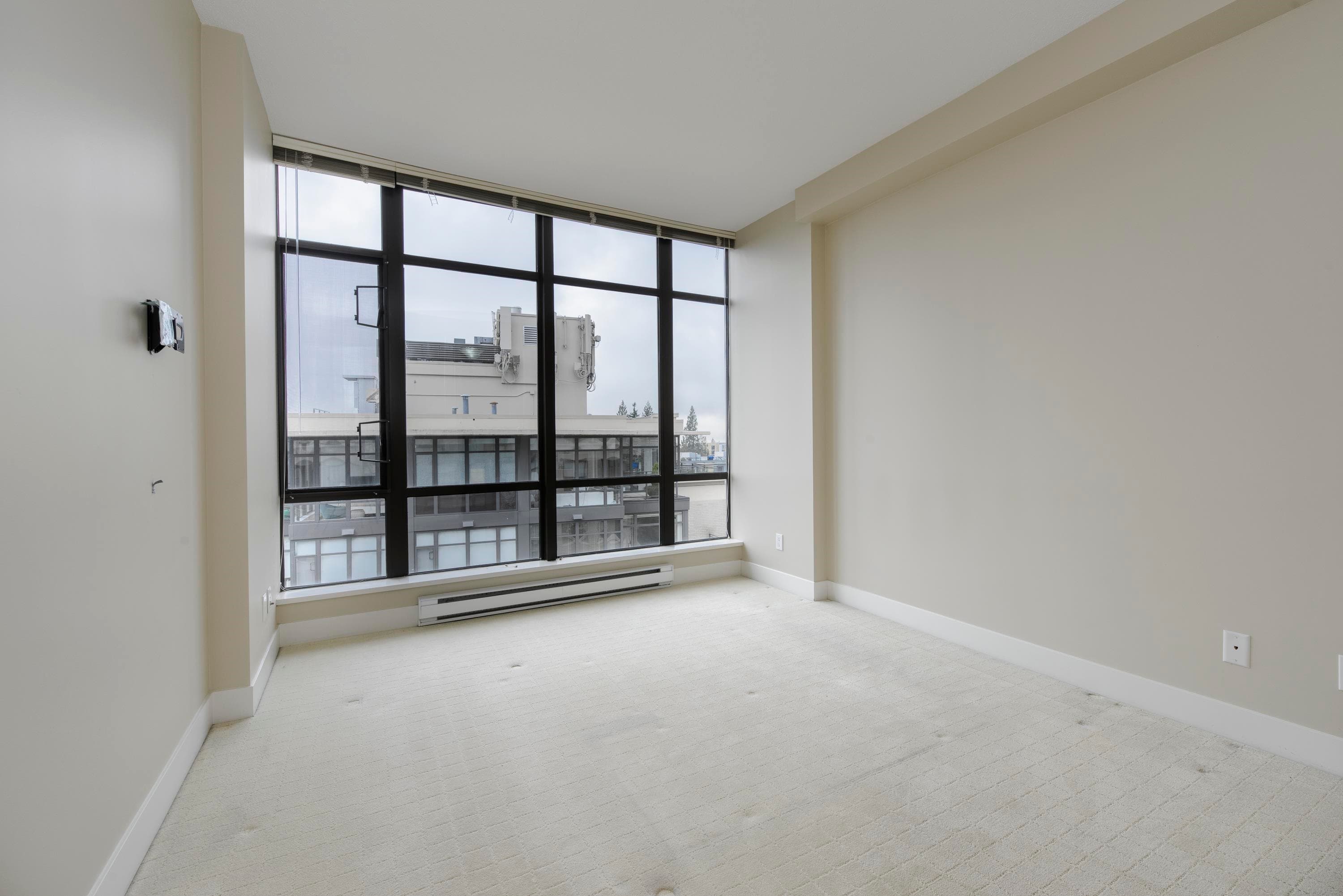 50X - 9330 University Crescent, Burnaby, V5A 4X9 — photo 5