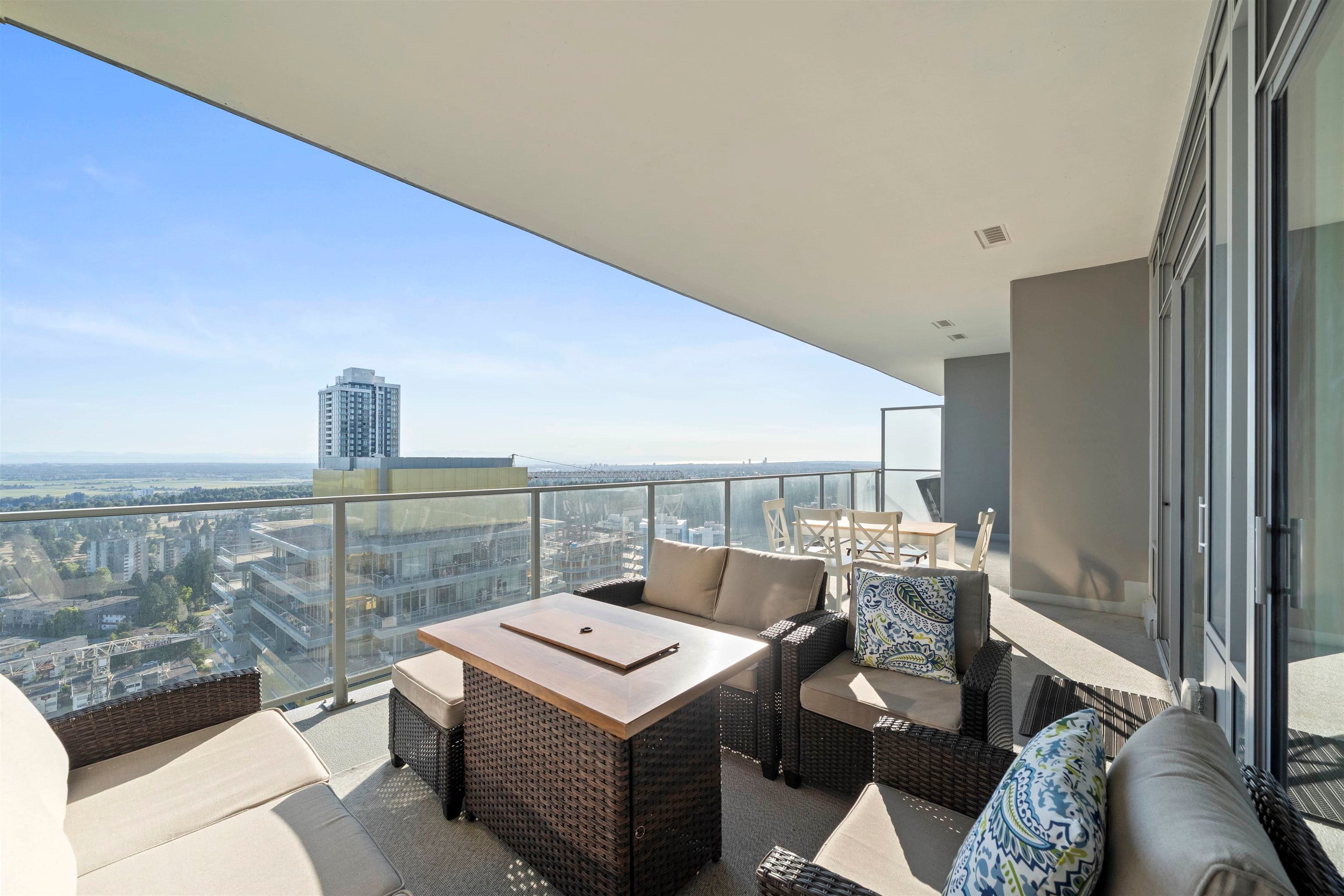 2904 - 6383 Mckay Avenue, Burnaby