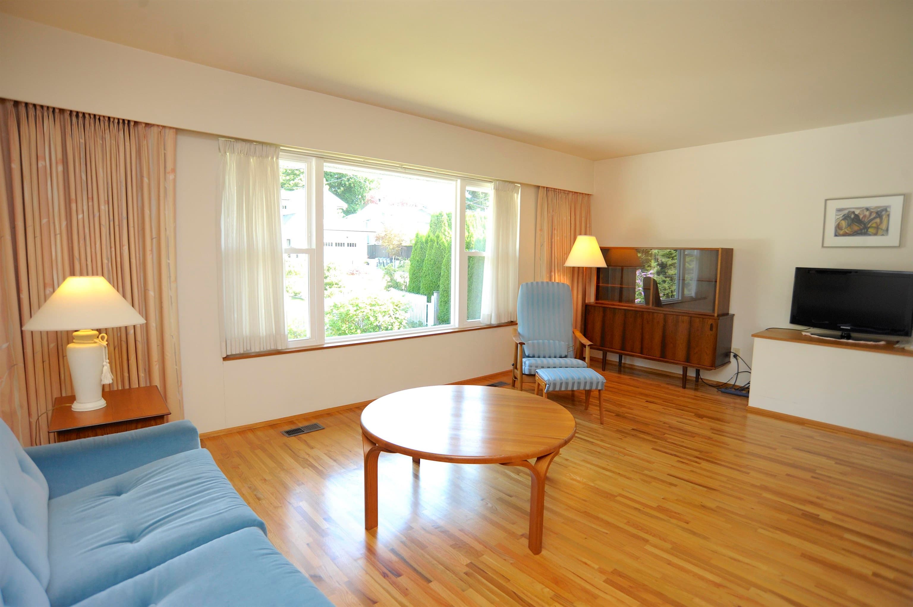 12754 15 Avenue, Surrey, V4A 1K4 — photo 4